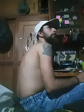 Stripchat Free Porn Cam of hairy_mannn