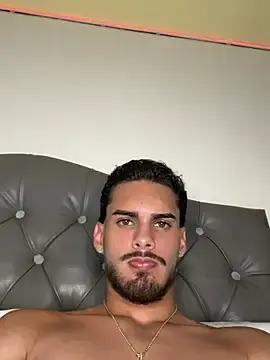 Stripchat Watch Live Sex Cams of Derek_master