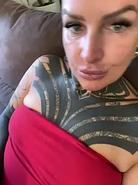 Stripchat Live Porn of KathaleaNoir