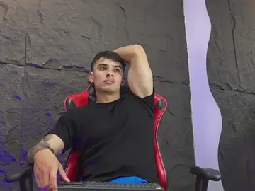 Stripchat Live Sex of joseph_boy