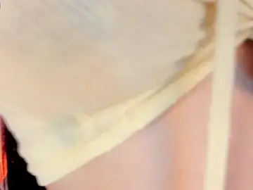 Stripchat Live Sex Cam of im_miaadoll