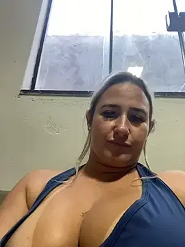 Stripchat Free Live Porn of lolitaloira2