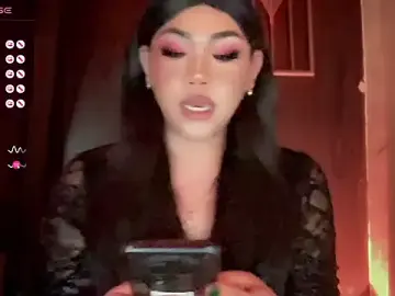 Stripchat Free Live Porn of madam_agnes1
