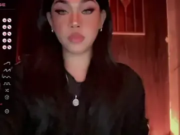 Stripchat Watch Live Sex Cams of madam_agnes1