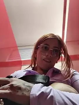 Stripchat Best live sex cam show of Alis_xxx