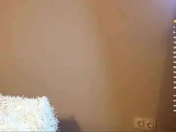 Stripchat Free Porn Cam of VivianKings