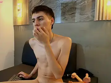 Stripchat Live Sex of KENNY_HANK