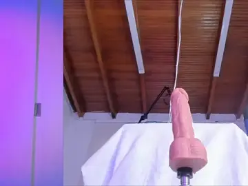 Stripchat Watch Live Sex Cams of Lucy_carter_