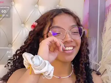 Stripchat Free Porn Cam of angeline_scot