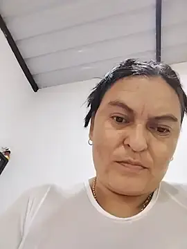 Stripchat Live Porn of Horny-Mommy-Dirty
