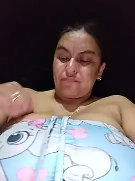 Stripchat Free Porn Cam of Horny-Mommy-Dirty