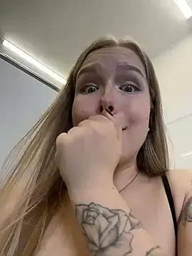 Stripchat Adult Webcam of Liza_risky