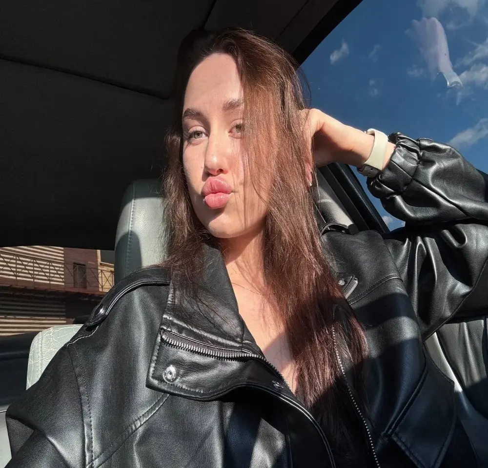Crystal_Girl_