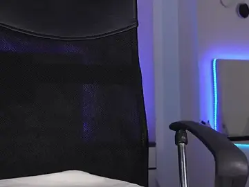 Stripchat Sex Cam of DanteeStone