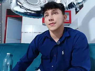 Stripchat Adult Webcams of jacques_cardiet
