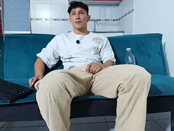 Stripchat Watch Live Sex Cams of jacques_cardiet