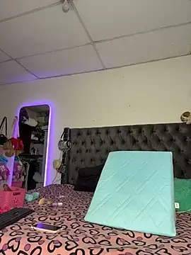Stripchat Live Porn of saragill323