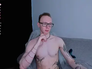 Stripchat Watch Live Sex Cams of Alex_silent