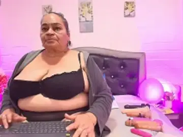 Stripchat Adult Video Chat of QueenMatturex