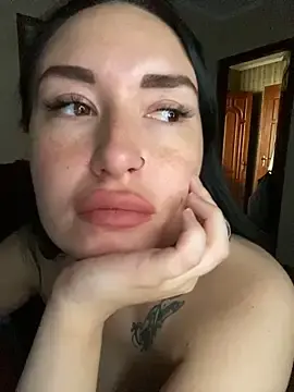 Stripchat Live Porn of Roxana_Bell