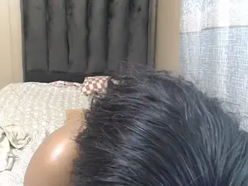 Stripchat Sex Cam of SexyMidnight