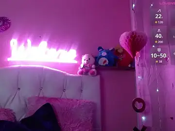 Stripchat Live Porn of MARIANA_TRIANA