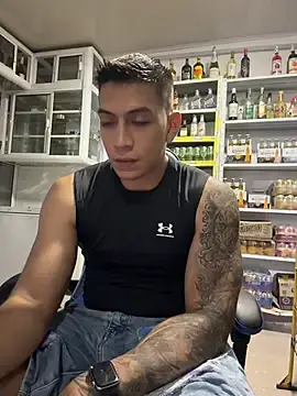 Stripchat Watch Live Sex Cams of OliverWest04