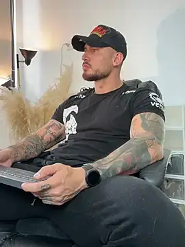Stripchat Live Sex of DimitriSullivan_