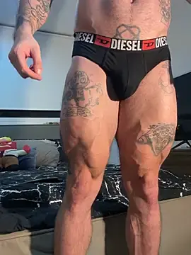Stripchat Free Live Porn of DimitriSullivan_
