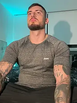 Stripchat Free Live Porn of DimitriSullivan_