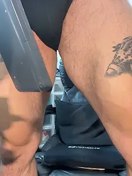 Stripchat Free Porn Cam of DimitriSullivan_