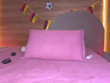 Stripchat Free Porn Cam of alexaa_walker
