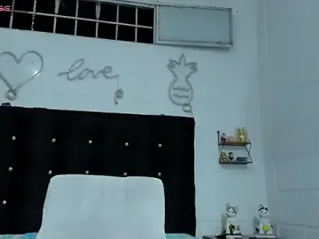 Stripchat Free Live Porn of sexynova_93