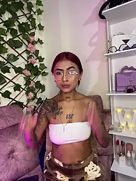 Stripchat Nude Webcam of Dirty_isabella18