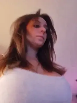 Stripchat Nude Webcam of LilyOrion