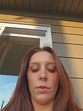 Stripchat Live Sex Cam of LilyOrion