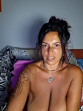 Stripchat Free Porn Cam of allyson22andy
