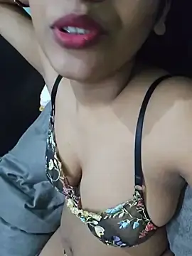 Stripchat Adult Webcam of sexyindi_couple