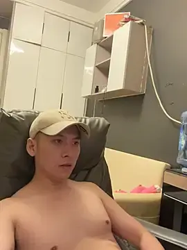 Stripchat Live Sex Cam of yichen008