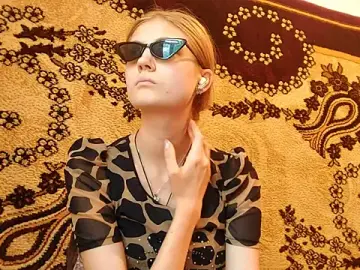 Stripchat Best live sex cam show of LunaLaday