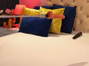 Stripchat Best live sex cam show of caroline_adams_