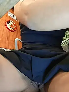 Stripchat Free Porn Cam of IsabellitaVIP