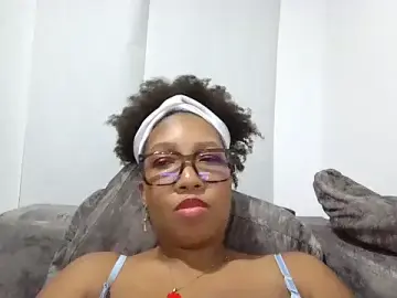 Stripchat Free Porn Cam of megan-hotxx