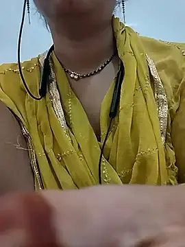 Stripchat Free Live Porn of KAJALBHABHI_