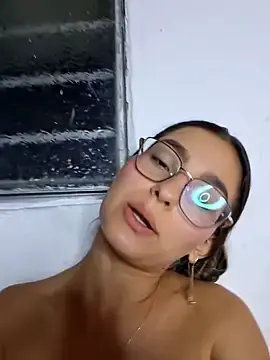 Stripchat Live Porn of Ary-18