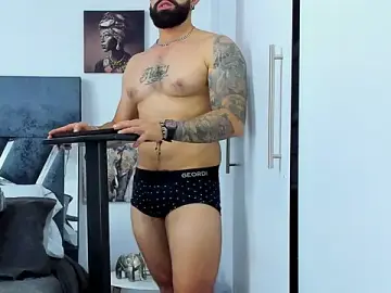 Stripchat Adult Webcam of Zack_Froone