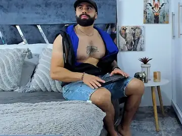 Stripchat Free Porn Cam of Zack_Froone