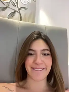 Stripchat Sex Cam of baby_sammyy