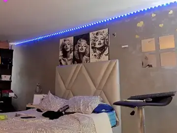 Stripchat Sex Cam of sexyzoe_69