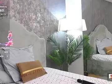 Stripchat Live Sex of LisaCroft